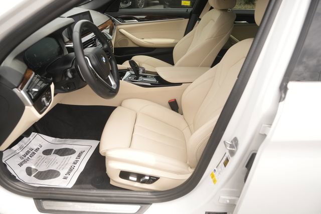 Used 2020 BMW 530i w/ Convenience Package image 9