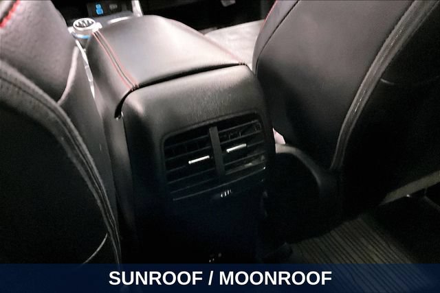 Used 2022 Ford Escape SEL w/ Technology Package AWD/4WD image 13