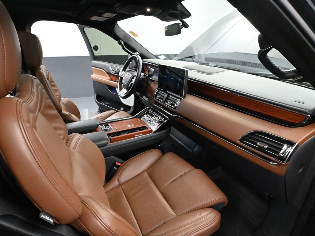 Used 2024 Lincoln Navigator Reserve w/ Equipment Group 201A image 63