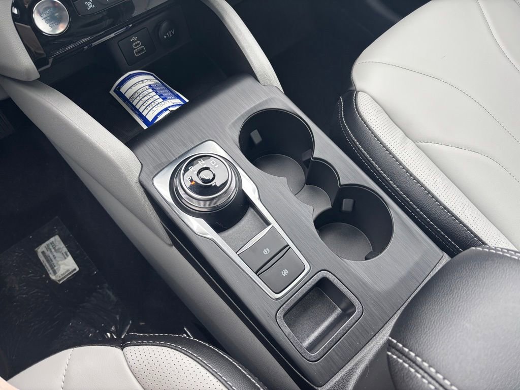 New 2026 Ford Escape Platinum w/ Premium Technology Package image 24