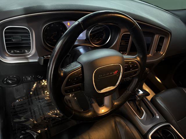 Used 2021 Dodge Charger SXT w/ Leather Interior Group RWD image 17