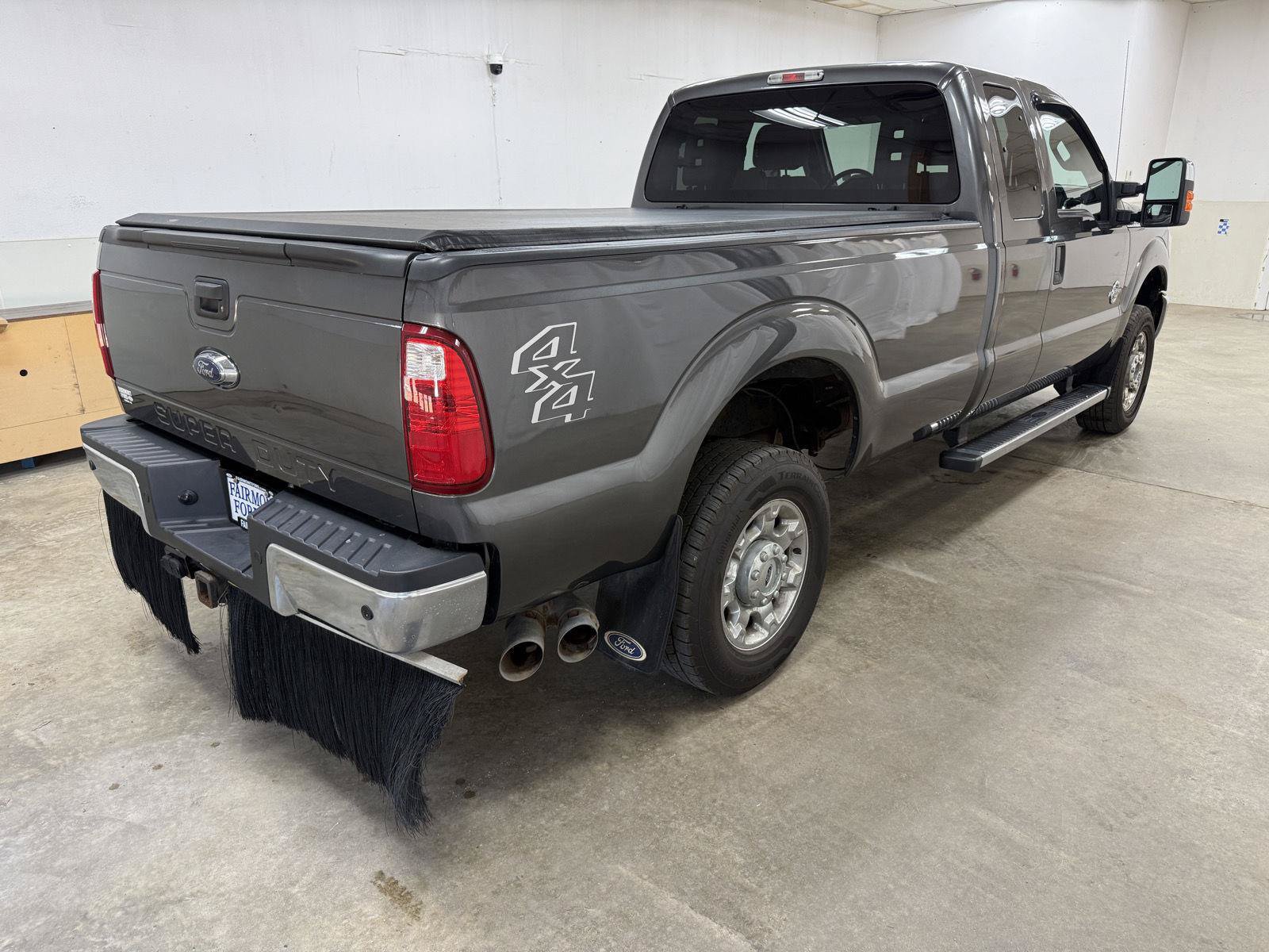 Used 2015 Ford F250 XLT w/ XLT Premium Package AWD/4WD image 7