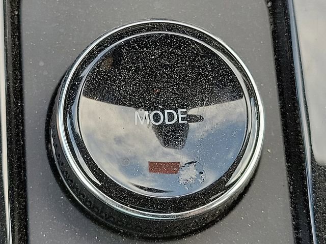 Used 2025 Chevrolet Equinox RS AWD/4WD image 16