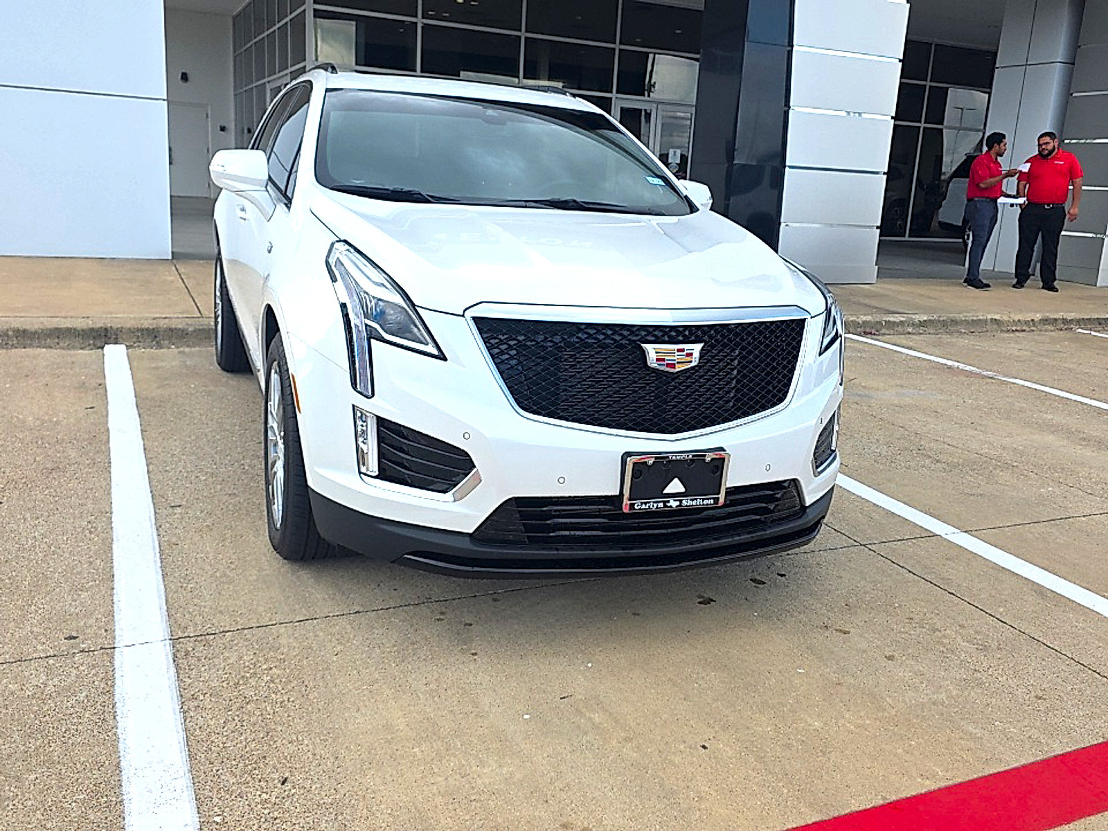 Used 2025 Cadillac XT5 Sportv w/ LPO, Floor Liner Package AWD/4WD image 6