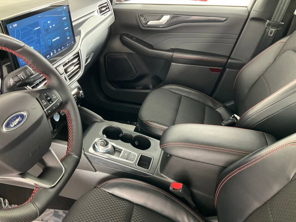 Used 2024 Ford Escape ST-Line w/ Tech Pack #1 image 12
