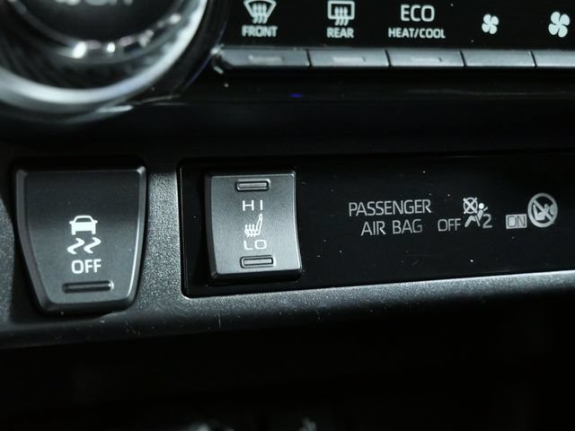 Used 2022 Toyota RAV4 XLE w/ Convenience Package AWD/4WD image 24