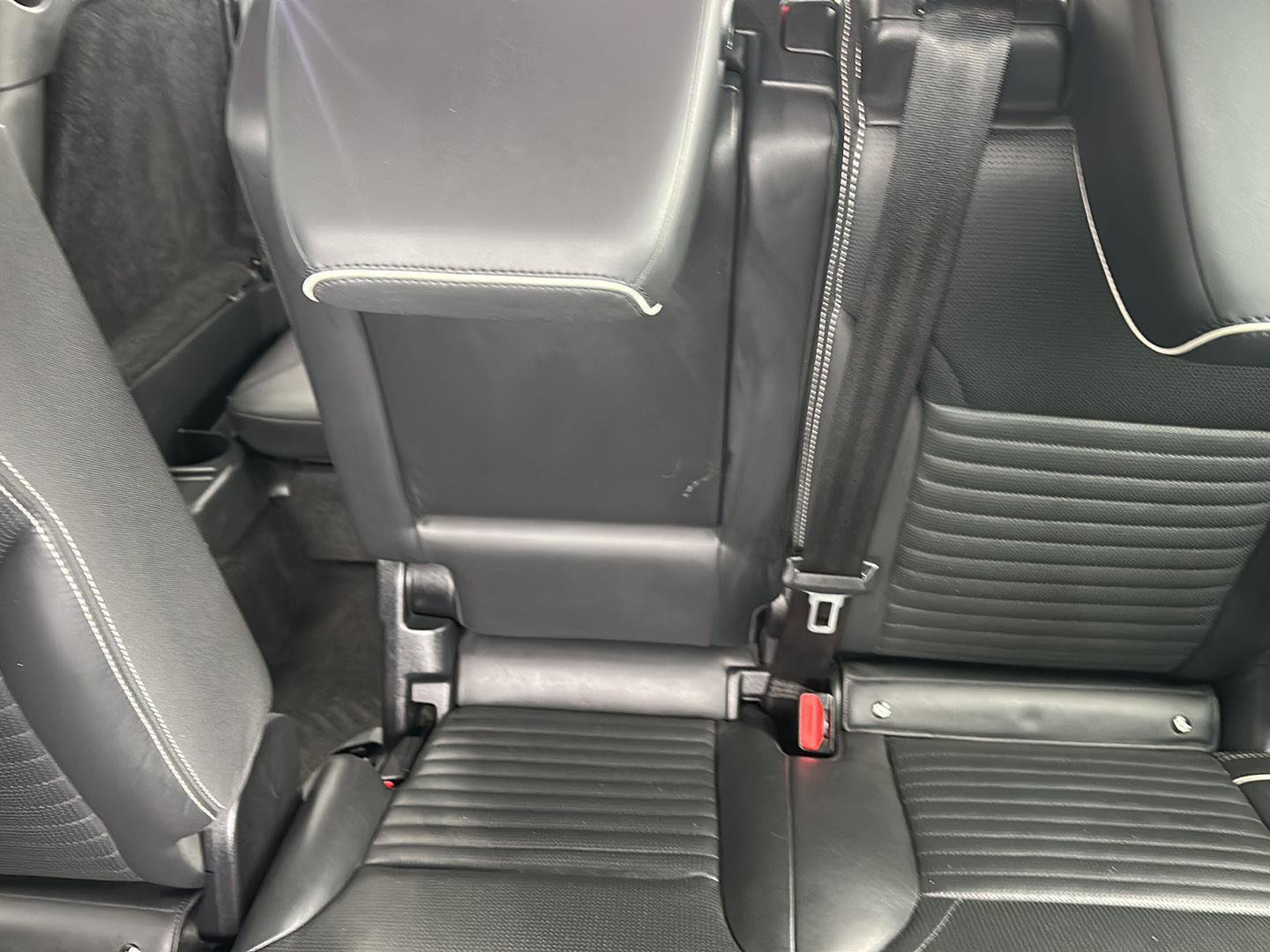 Used 2021 Land Rover Discovery HSE R-Dynamic image 29