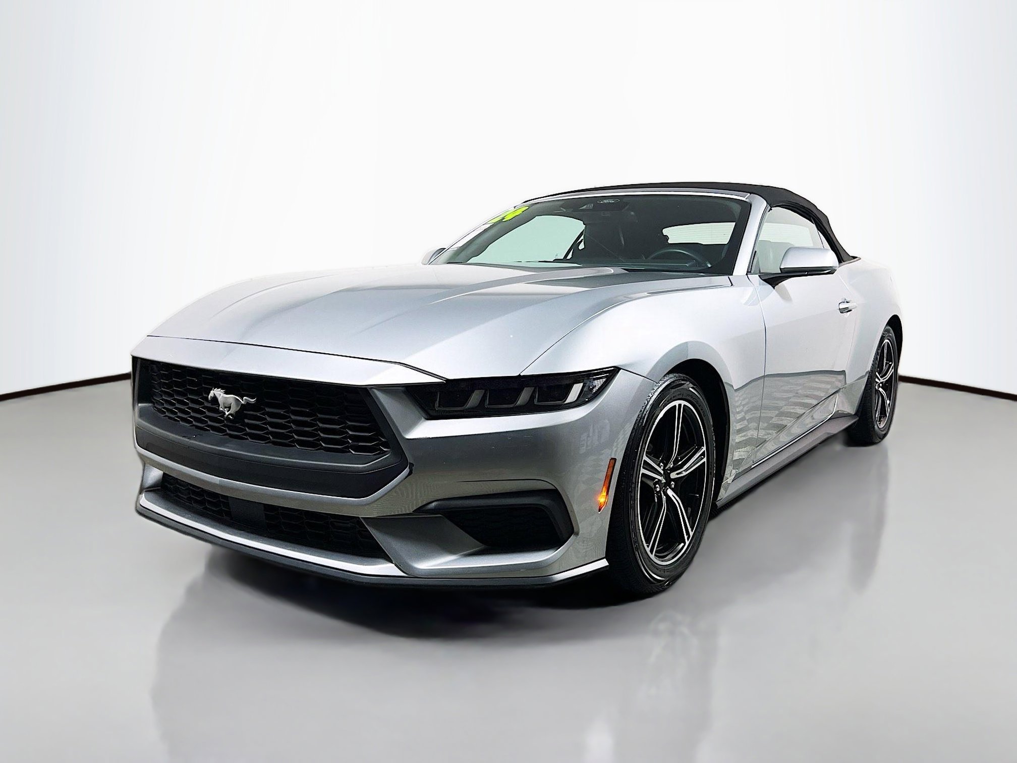 Used 2024 Ford Mustang Premium RWD image 10