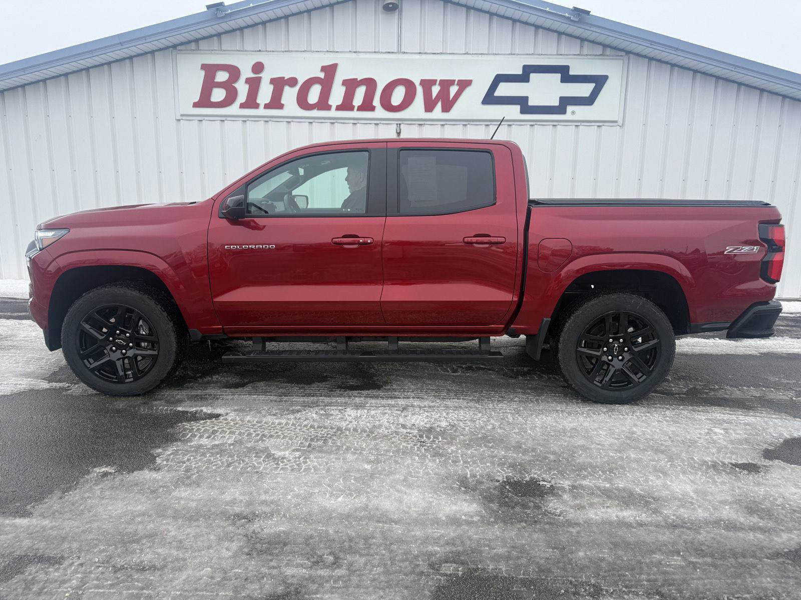 Used 2024 Chevrolet Colorado Z71 w/ Z71 Convenience Package 2 image 6