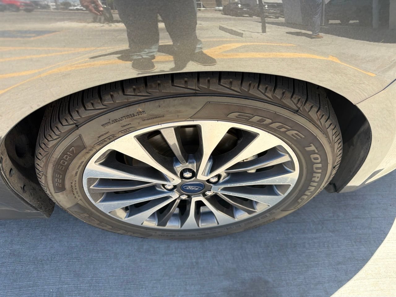 Used 2018 Ford C-MAX Titanium w/ Equipment Group 301A FWD image 12