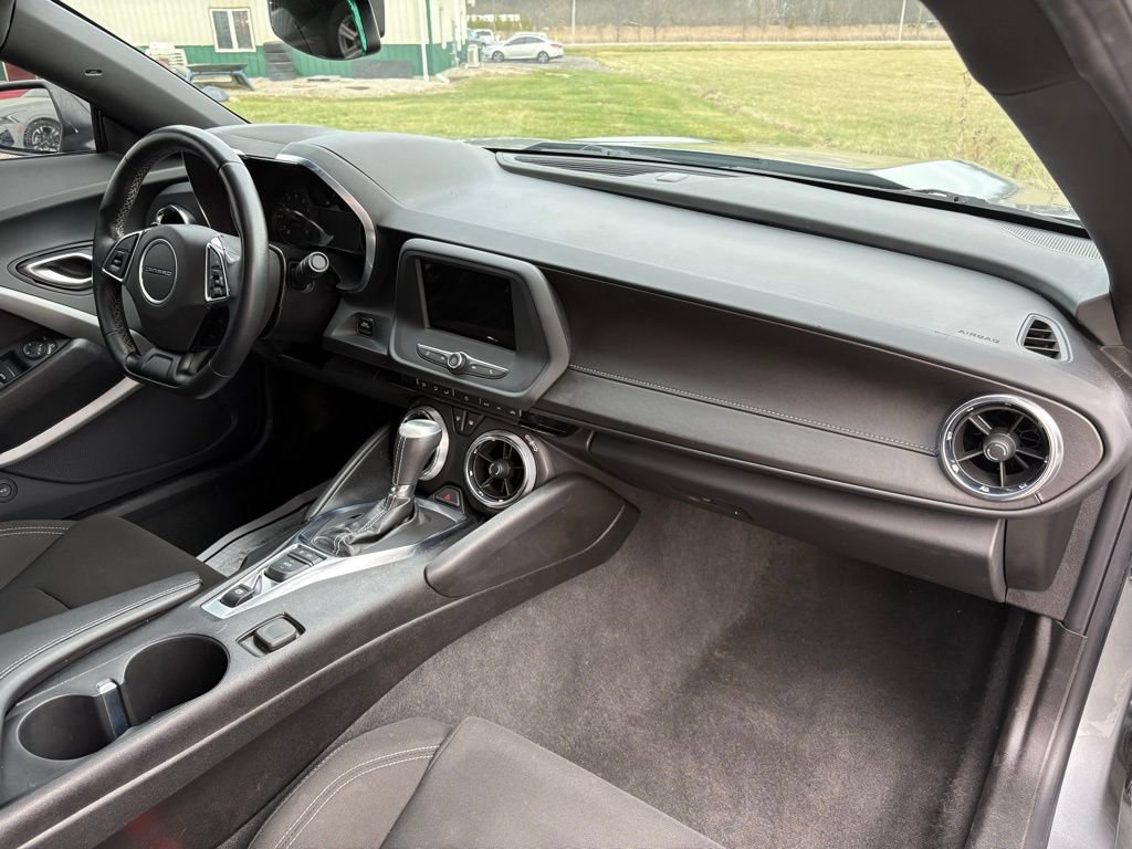 Used 2023 Chevrolet Camaro LT RWD image 15