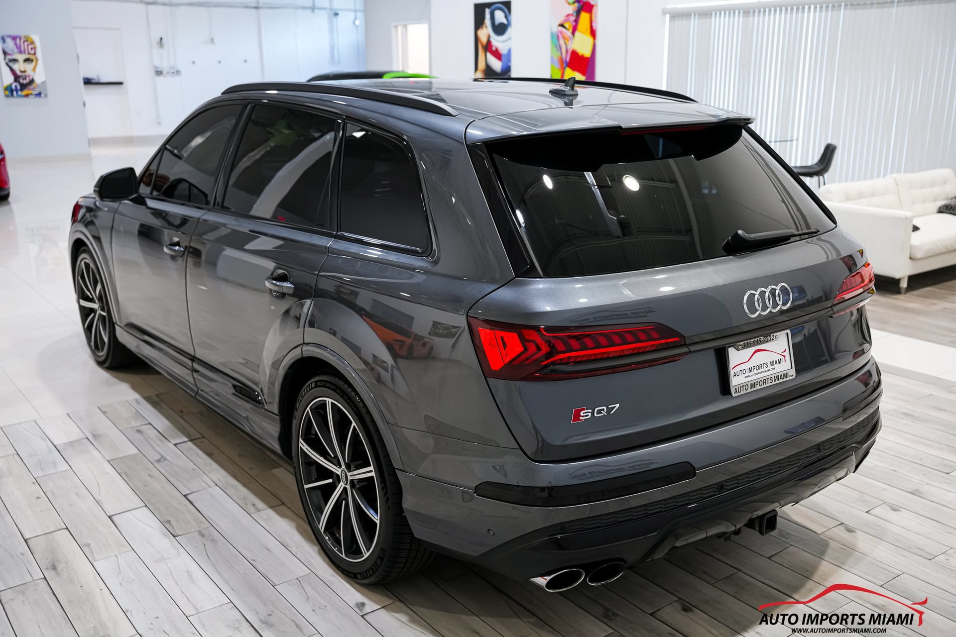 Used 2021 Audi SQ7 Premium Plus w/ Driver Assistance Package AWD/4WD image 17