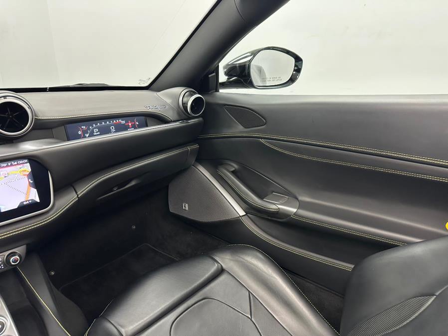Used 2019 Ferrari Portofino RWD image 63