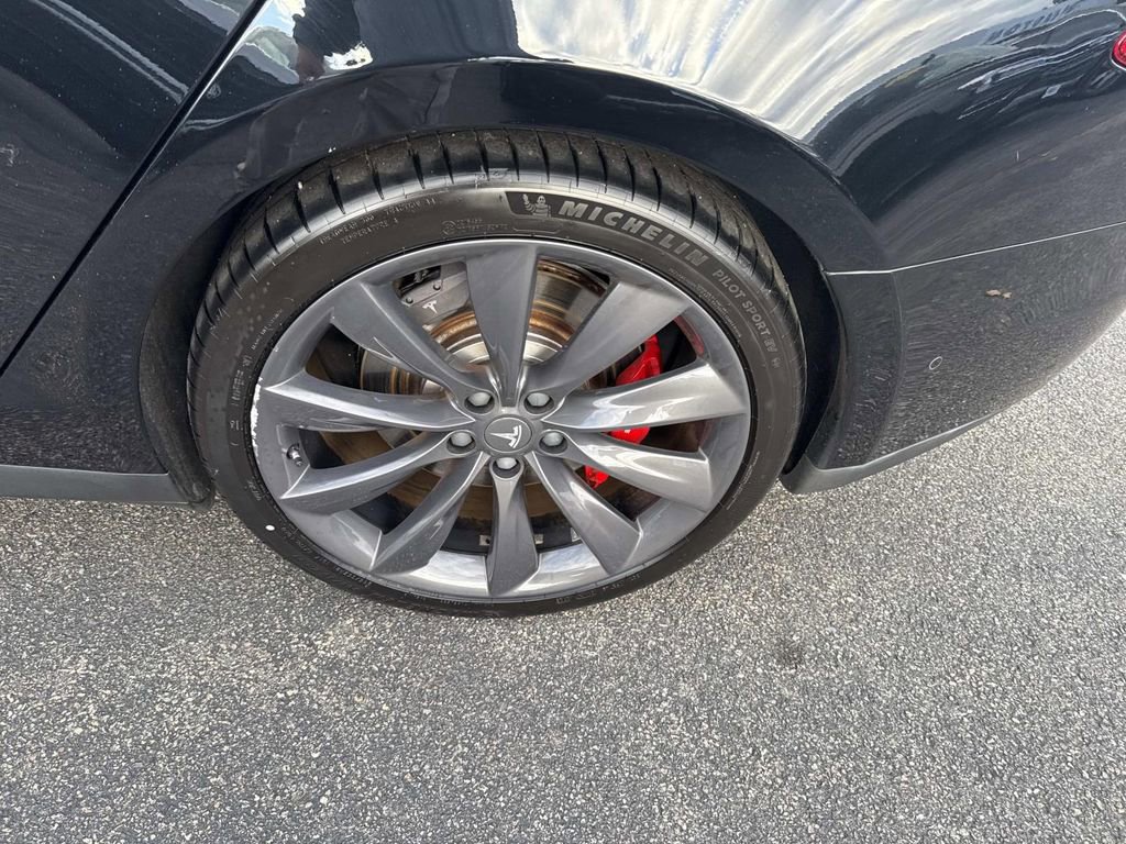 Used 2014 Tesla Model S image 14