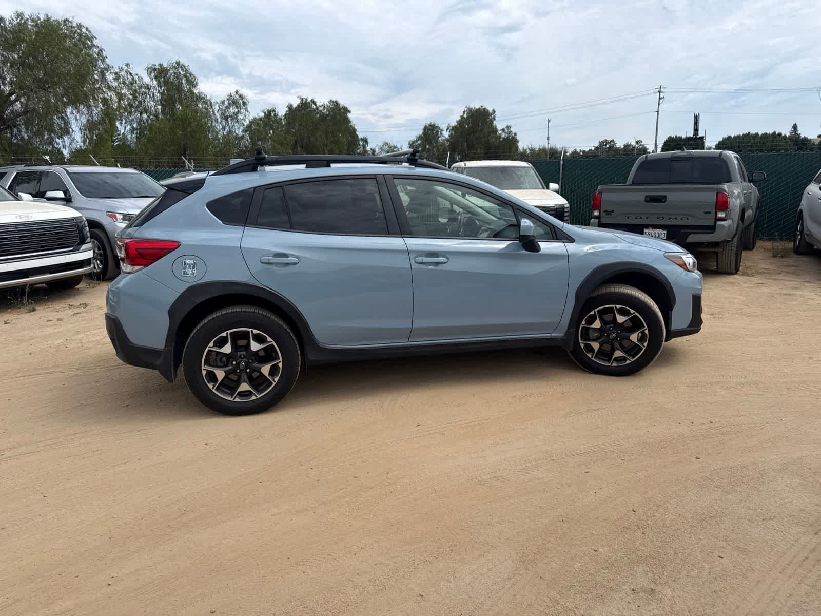 Used 2020 Subaru Crosstrek 2.0i Premium w/ Moonroof Package 2 AWD/4WD image 4