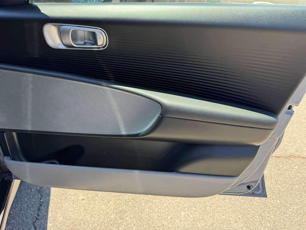 Certified 2024 Hyundai Ioniq 6 SEL RWD image 8