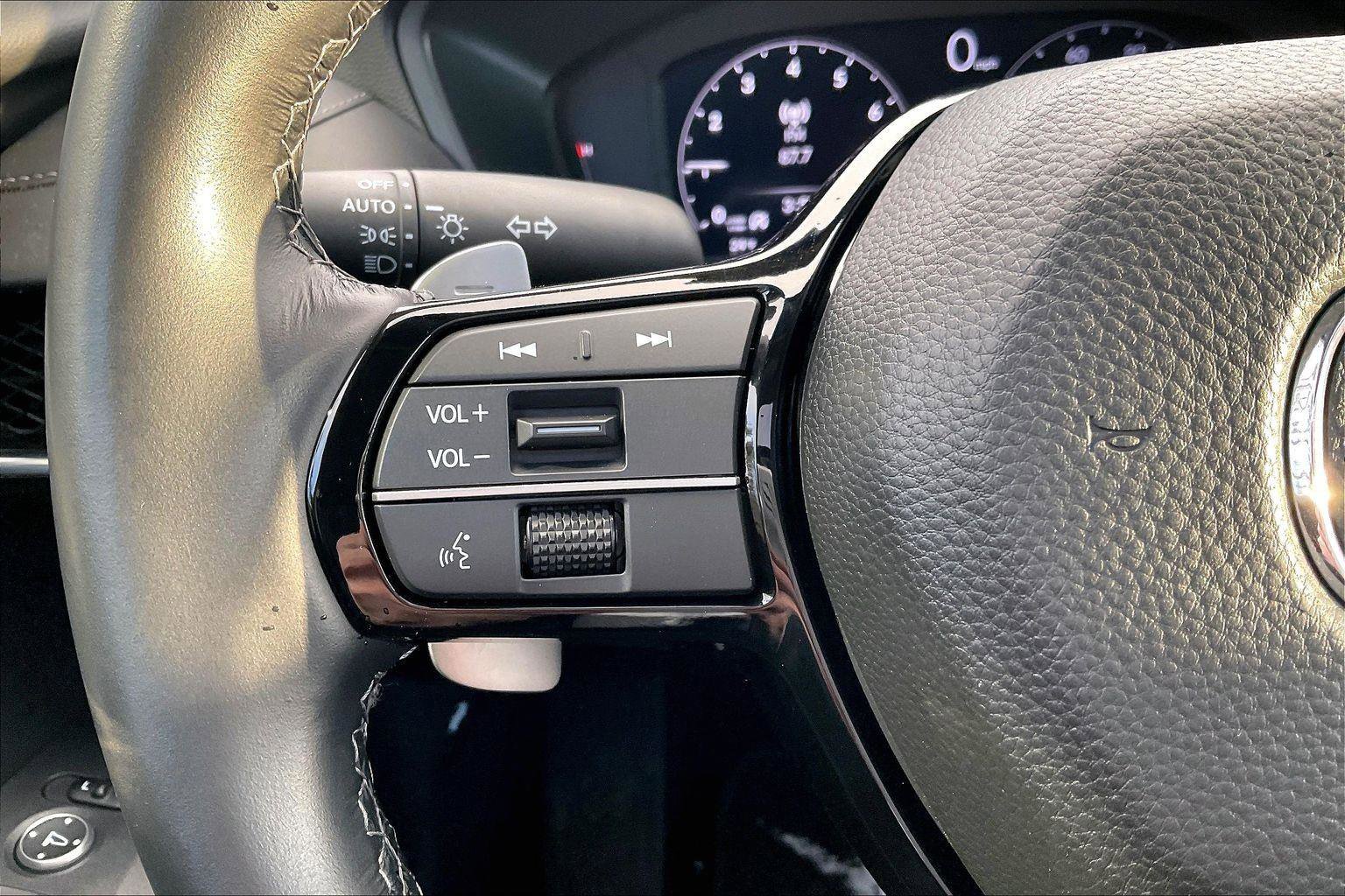 Certified 2025 Acura ADX FWD image 20