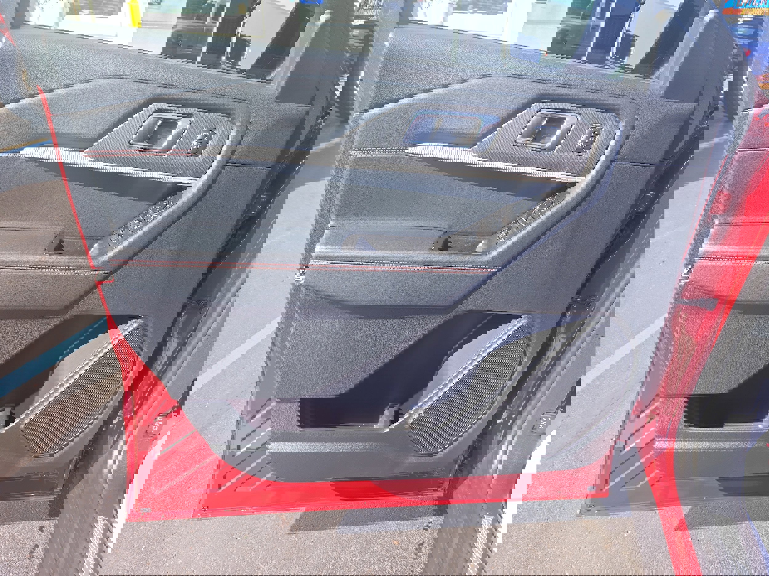 Used 2025 Ford Explorer ST-Line w/ Premium Package image 11