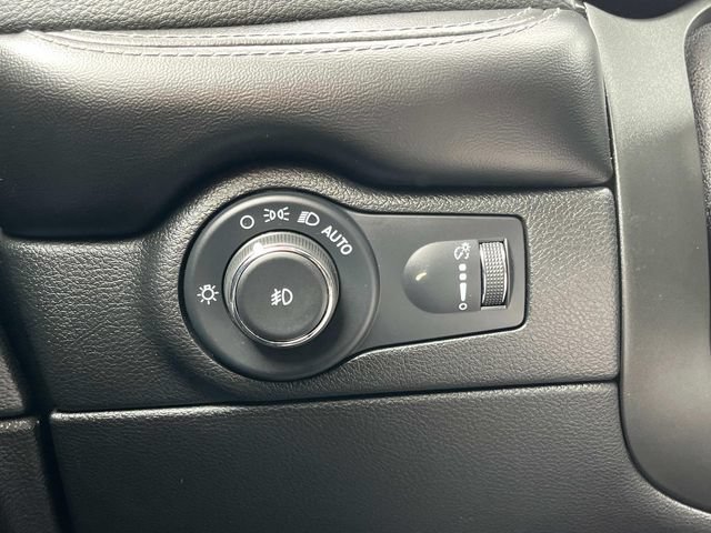 Certified 2021 Dodge Durango SXT AWD/4WD image 36