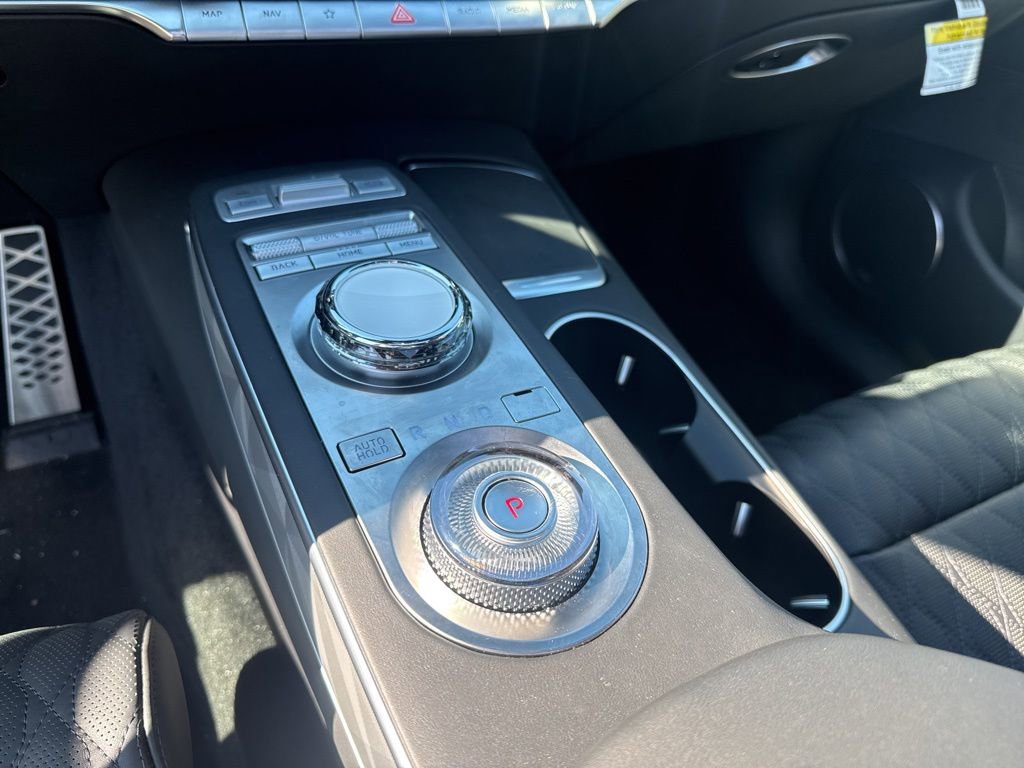 Certified 2024 Genesis GV70 3.5T Sport w/ Sport Advanced Package image 24