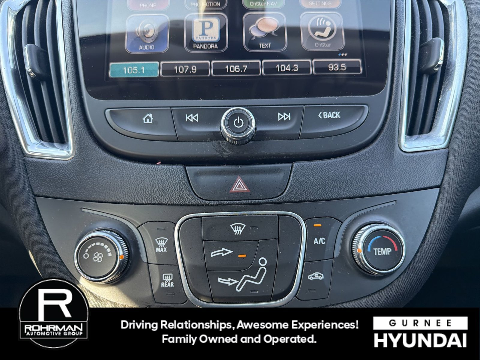 Used 2016 Chevrolet Malibu LT FWD image 11
