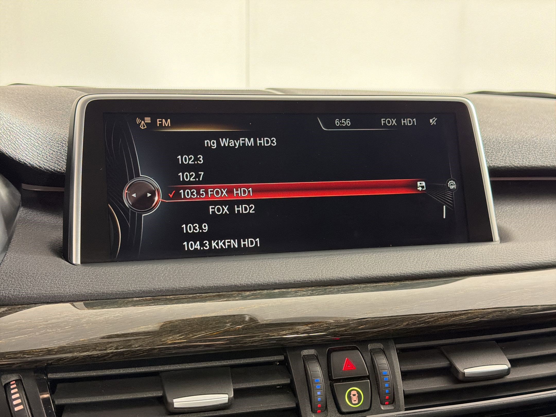 Used 2015 BMW X5 xDrive50i AWD/4WD image 24