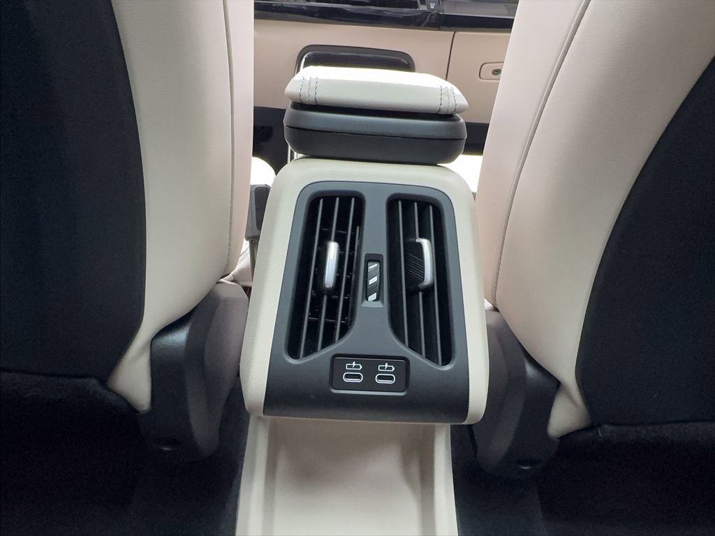 Used 2025 BMW X1 xDrive28i w/ Convenience Package image 31