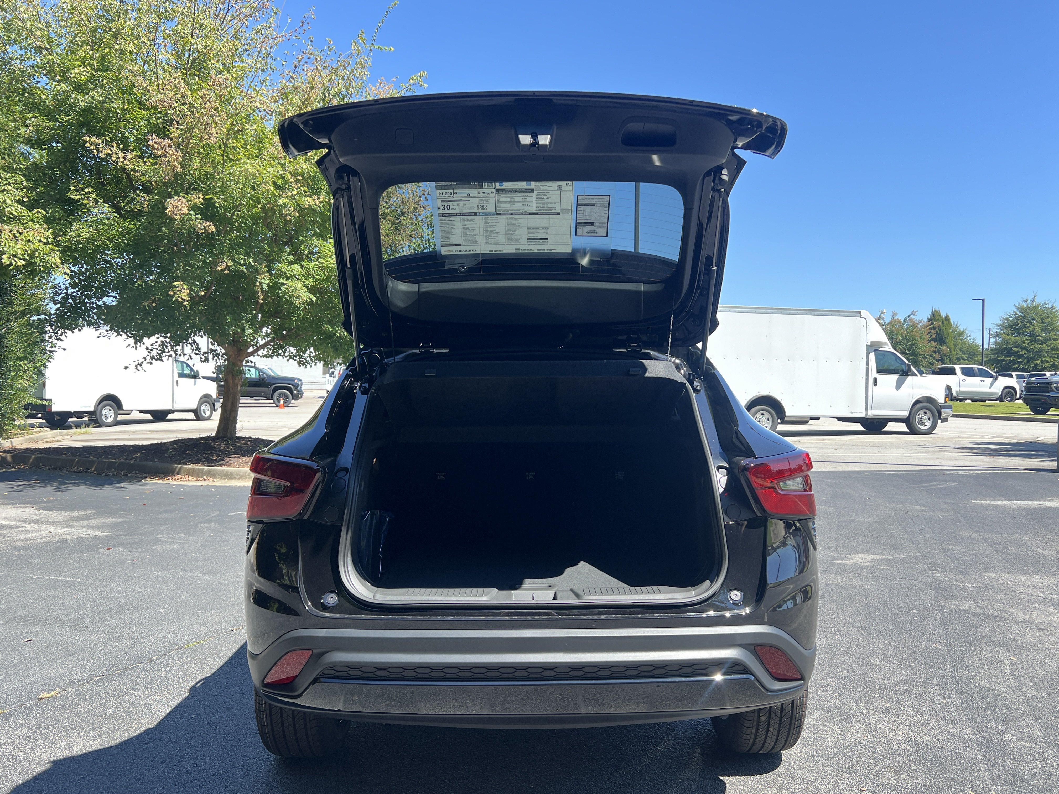 New 2026 Chevrolet Trax RS FWD image 11
