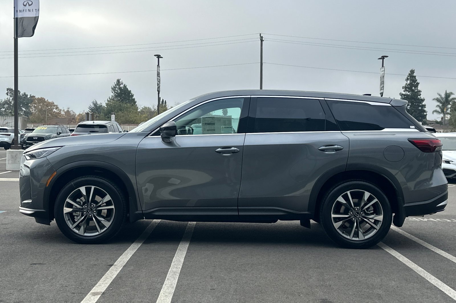 New 2026 INFINITI QX60 Pure w/ Cargo Package image 2