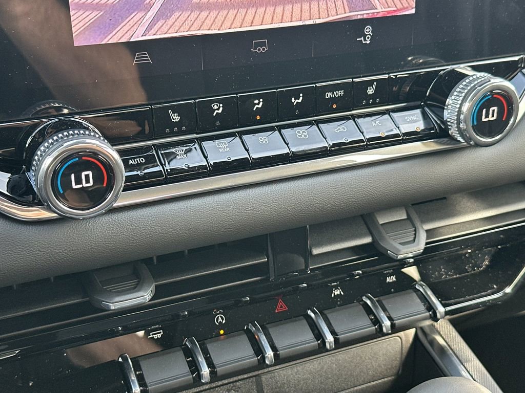 New 2026 GMC Canyon Elevation w/ Convenience Package image 19