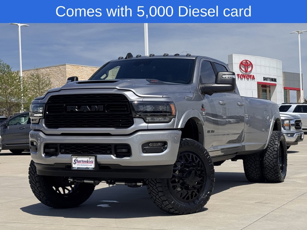 Used 2024 RAM 3500 Limited w/ Night Edition AWD/4WD image 2