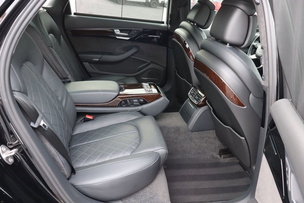 Used 2017 Audi A8 L 3.0T w/ Executive Package image 43