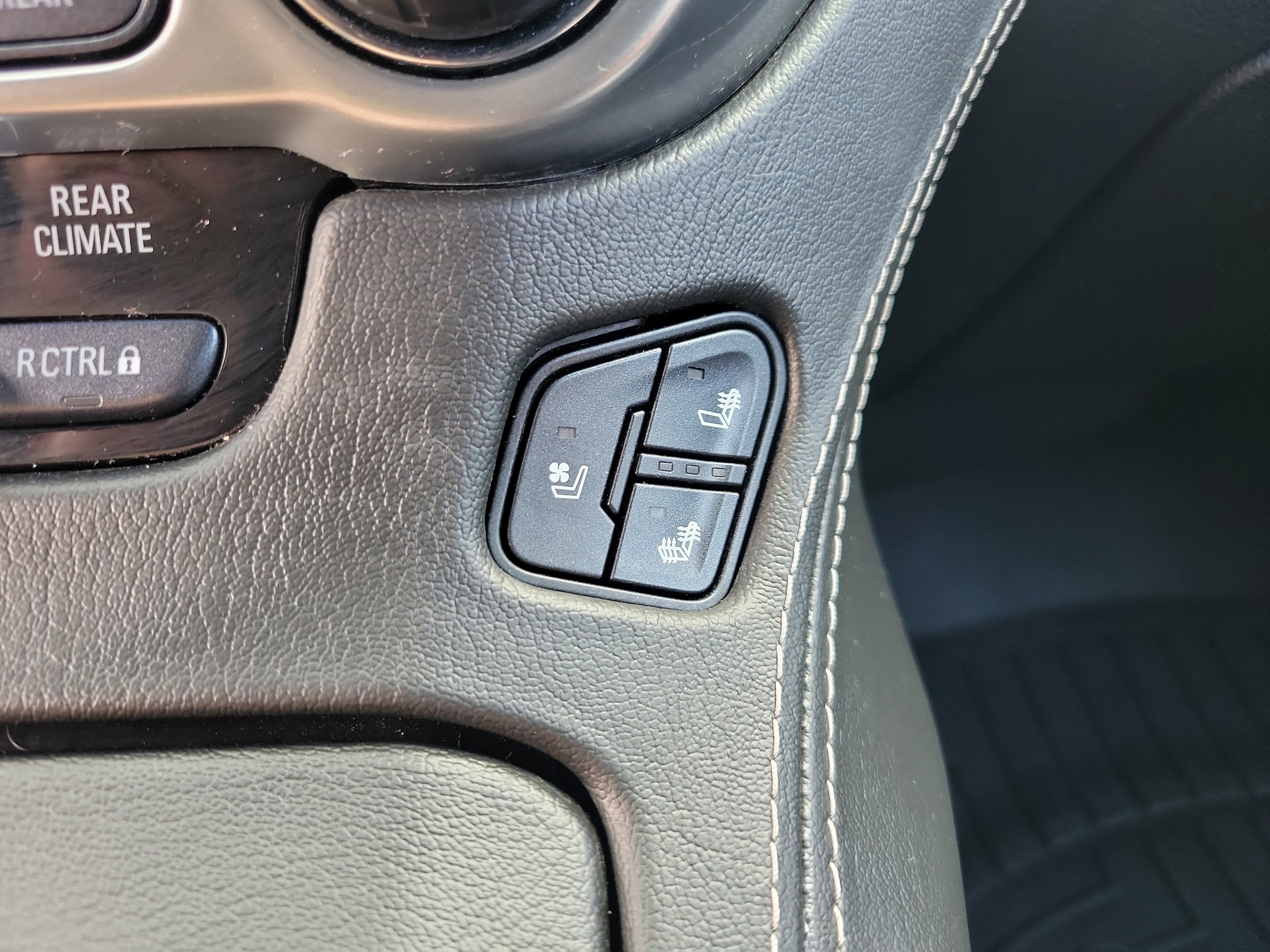 Used 2017 Chevrolet Tahoe Premier image 22