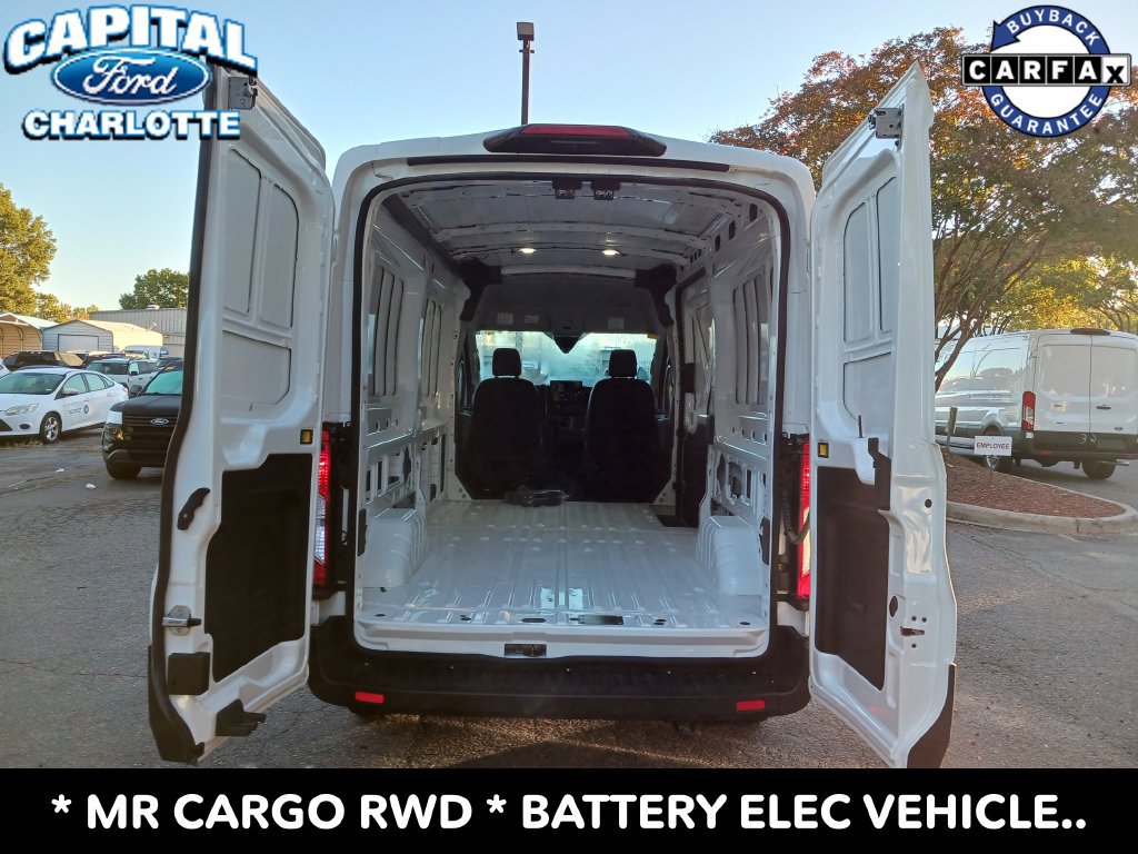 Used 2023 Ford E-Transit Medium Roof RWD image 9