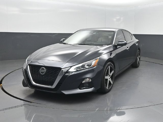 Used 2021 Nissan Altima 2.5 SL FWD image 2