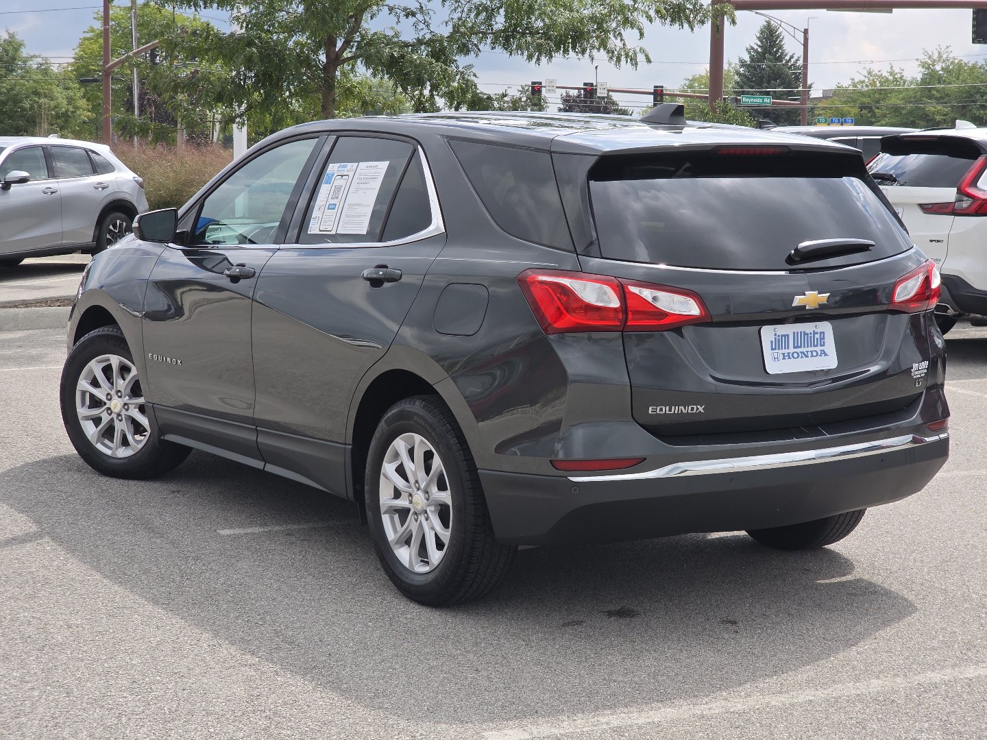 Used 2018 Chevrolet Equinox LT FWD image 12