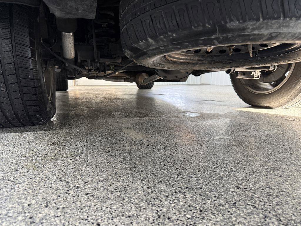 Used 2017 Chevrolet Suburban Premier image 21