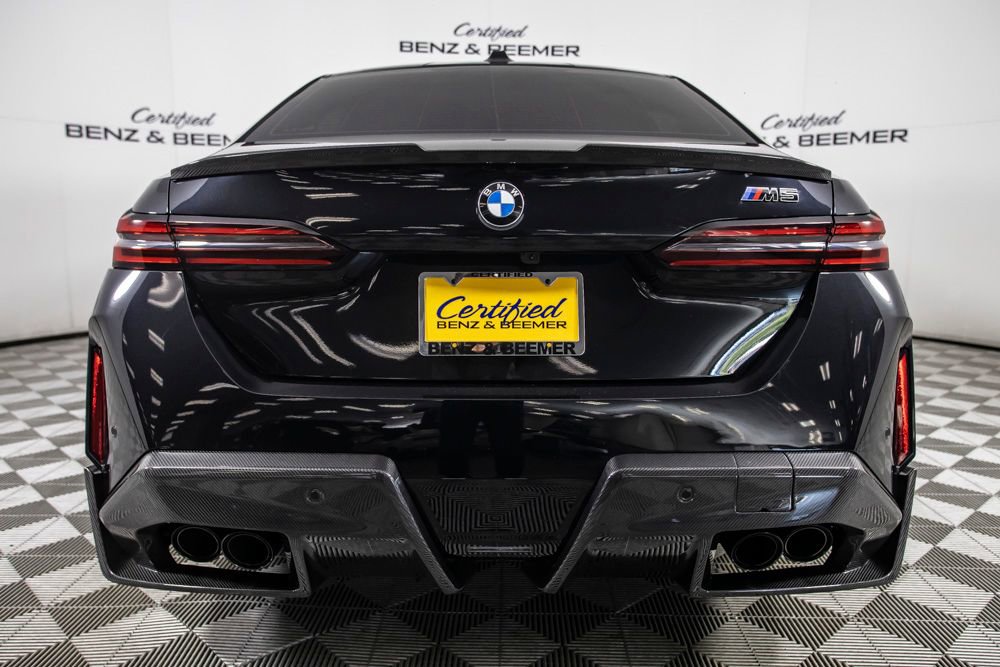 Used 2026 BMW M5 w/ Executive Package image 8