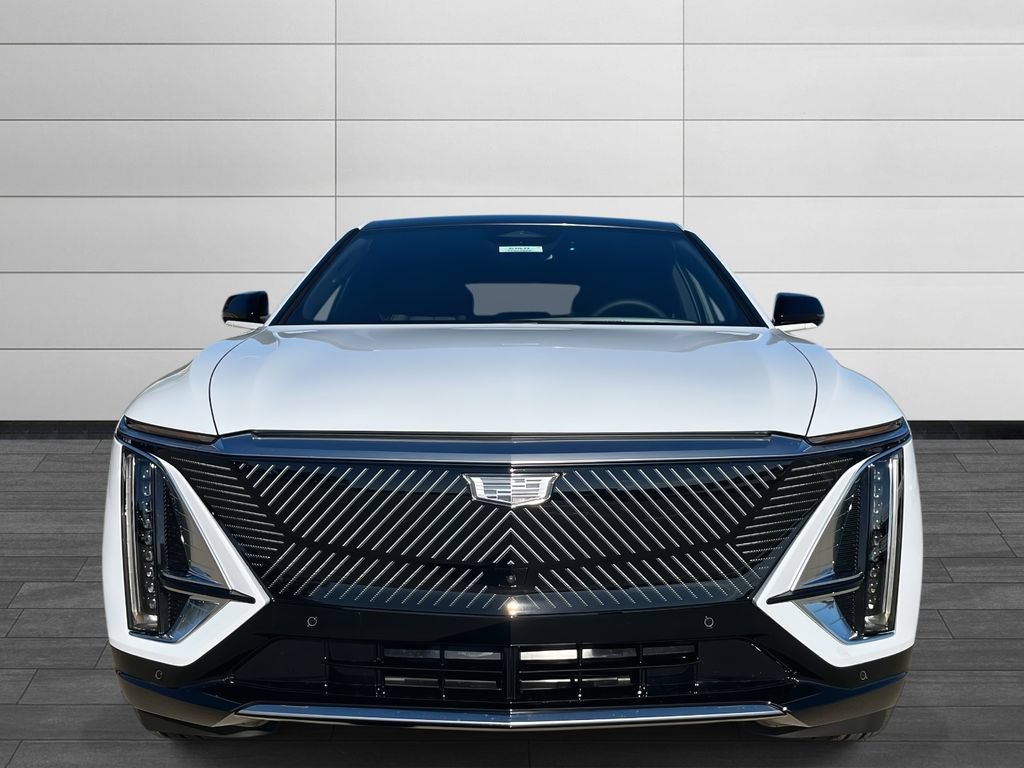 New 2026 Cadillac Lyriq Luxury RWD image 8