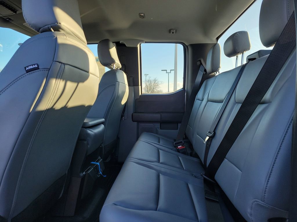 New 2026 Ford F250 XL w/ FX4 Off-Road Package image 13