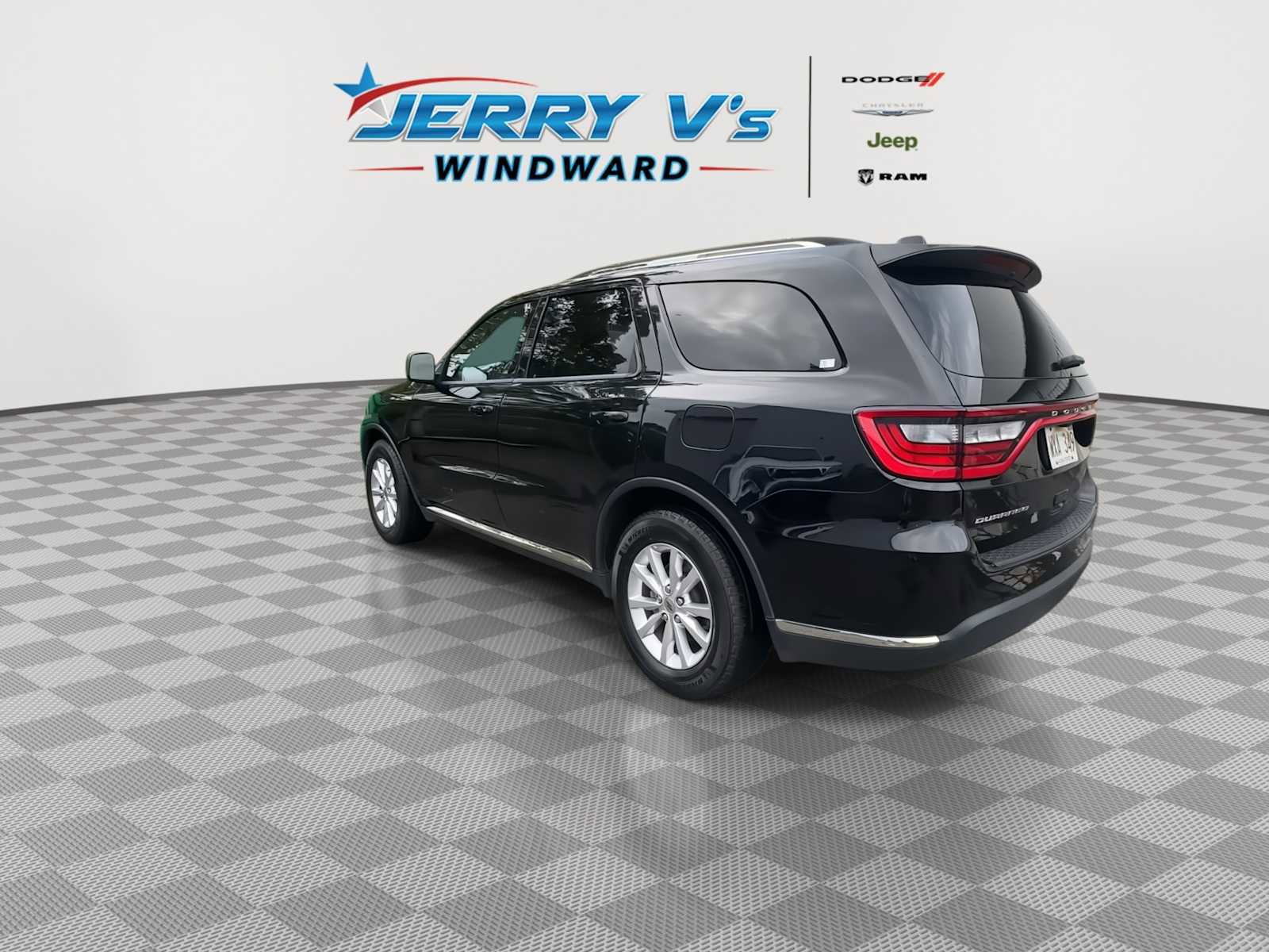 Used 2023 Dodge Durango SXT image 6