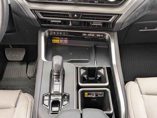 Used 2025 Lexus TX 350 AWD w/ Technology Package image 19