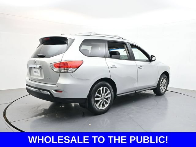 Used 2014 Nissan Pathfinder SV FWD image 7