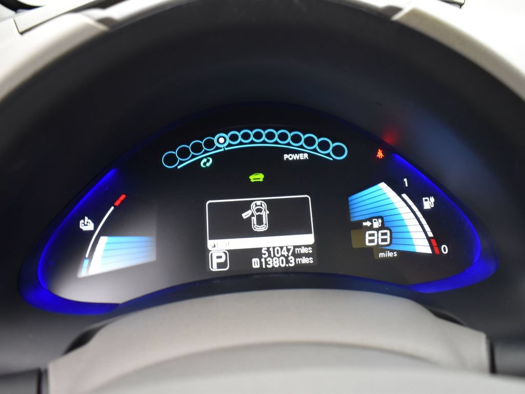 Used 2017 Nissan Leaf SV FWD image 10
