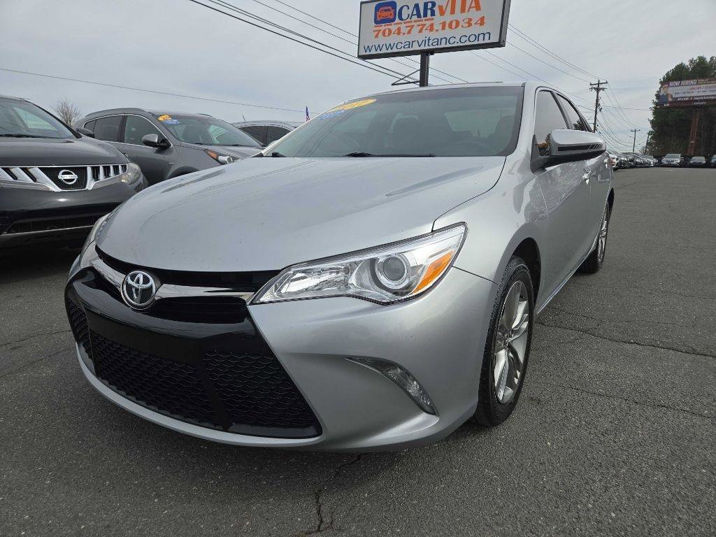Used 2017 Toyota Camry SE