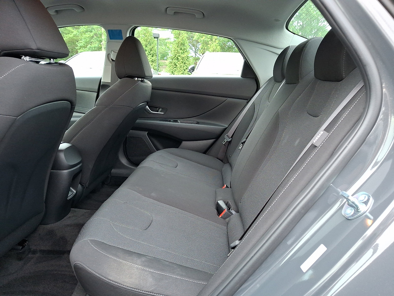 Used 2026 Hyundai Elantra SE FWD image 10