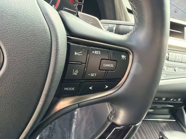 Used 2019 Lexus ES 350 w/ Accessory Package FWD image 26