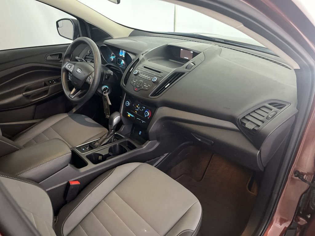 Used 2018 Ford Escape S image 22