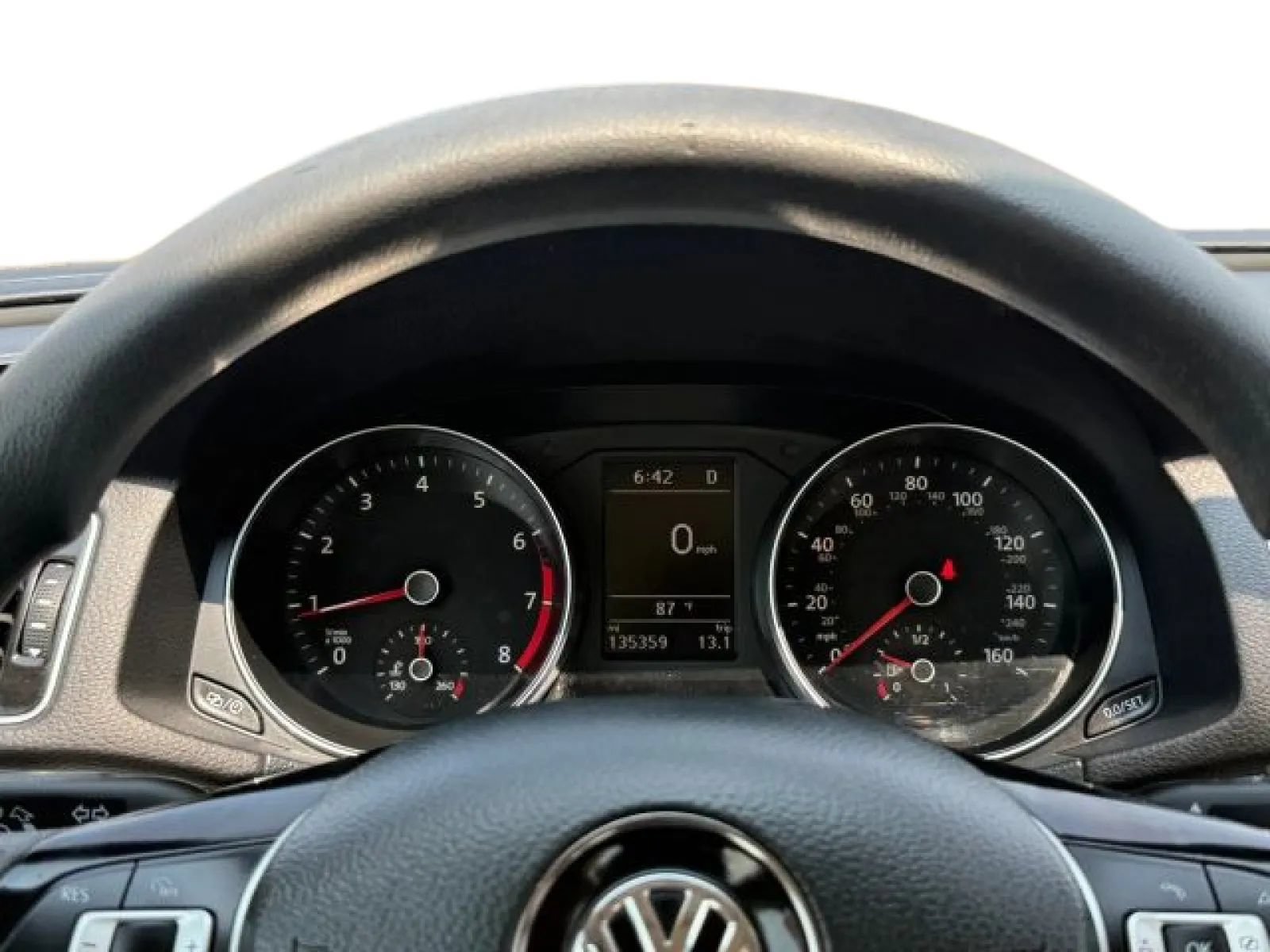 Used 2018 Volkswagen Passat 2.0T S FWD image 21