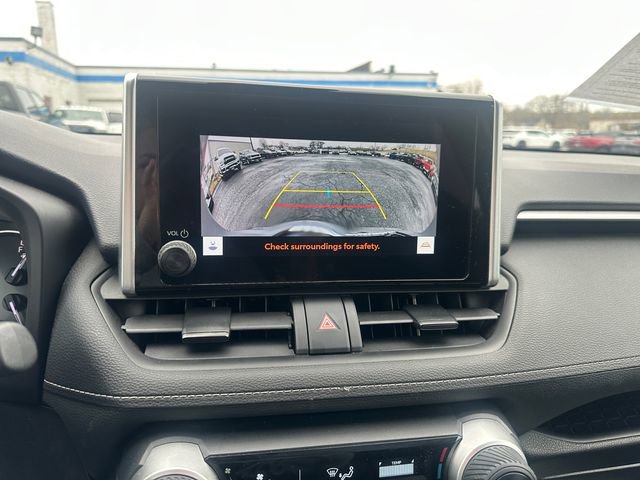 Used 2024 Toyota RAV4 LE FWD image 25